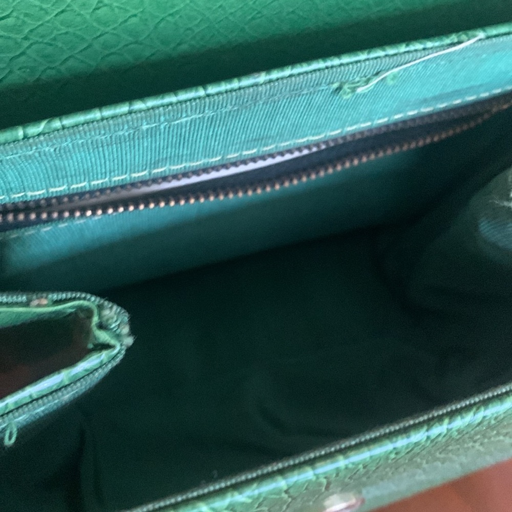 Vintage Green pocket book - Picture 2 of 6